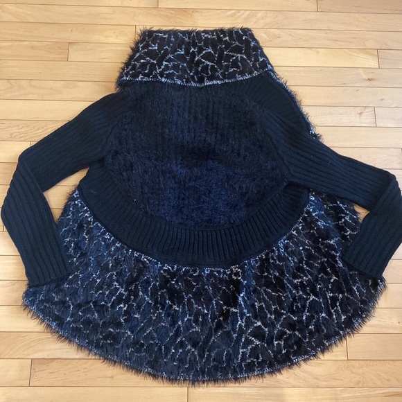 Sioni Black and White Slouch Cardigan NYT - Picture 10 of 10